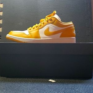 Jordan 1 low pollen